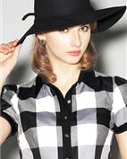 雅丹经典女装产品图片