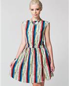 朋．优伲女装产品图片