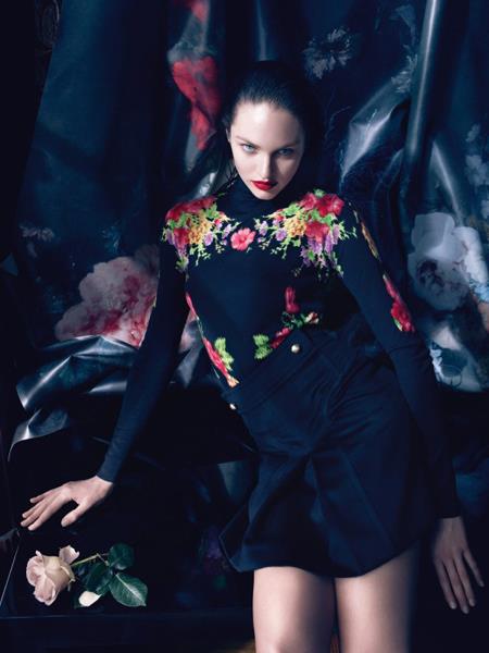 蓝色情人女装产品图片