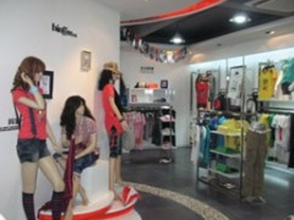 賓菲女裝店鋪展示