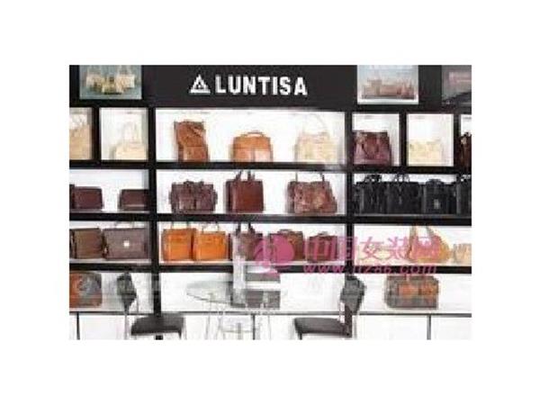 劳伦蒂萨女装店铺展示