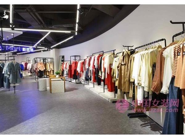 天使玛丽女装店铺展示 天使玛丽女装店铺展示