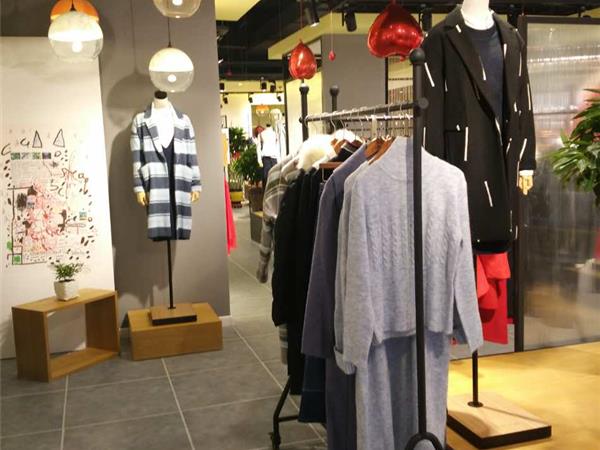 FANKAI梵凯女装店铺展示