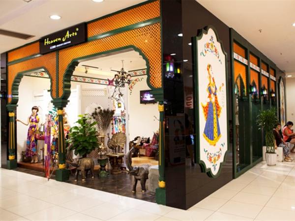 禾文阿思女装店铺展示