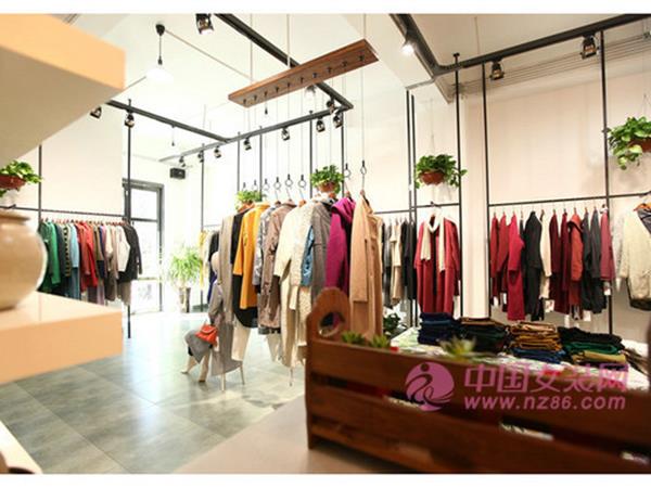 小愚女装店铺展示