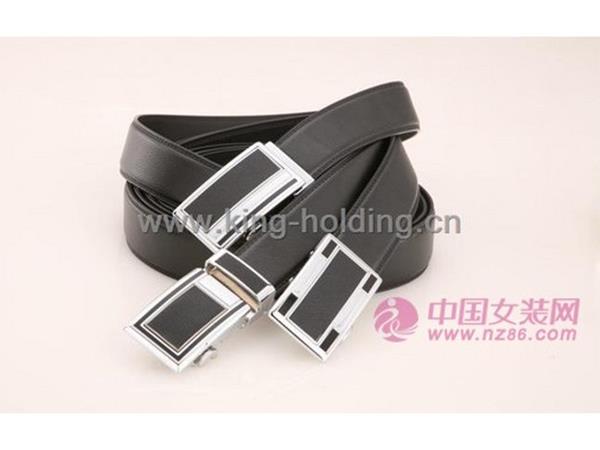 金嘉女装店铺展示