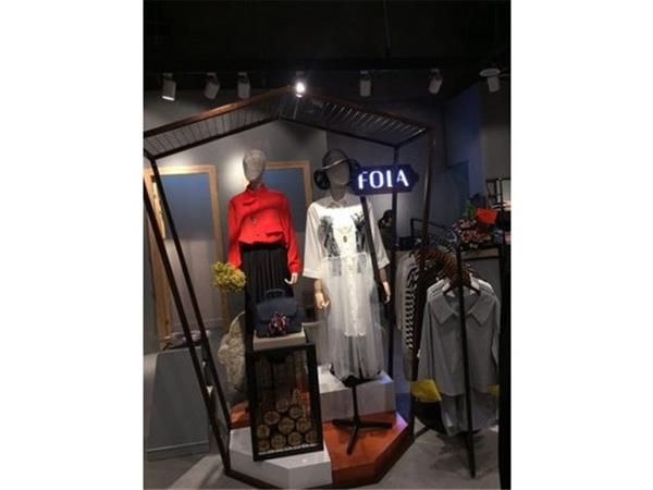 FOLA女装店铺展示
