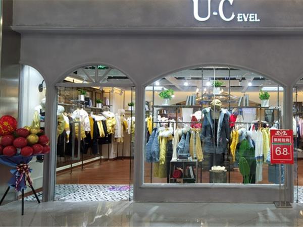 U-Cevel女装店铺展示