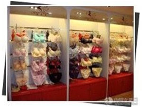 娇点美女装店铺展示
