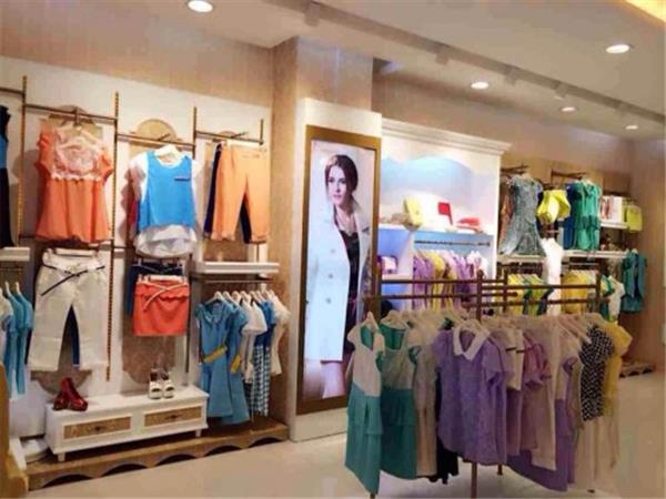 米丹陽女裝店鋪展示