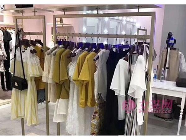 诺库女装店铺展示