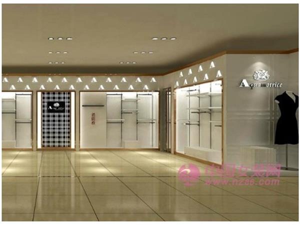 雅丹经典女装店铺展示