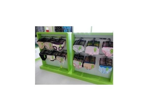 竹莱纺女装店铺展示