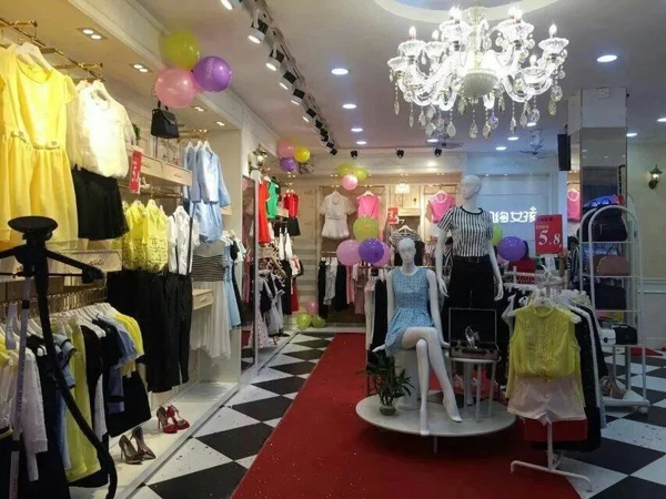 相約女孩女裝店鋪展示
