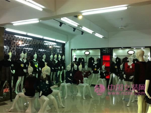 从衣开始女装店铺展示