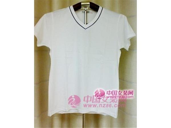 印特尔女装店铺展示