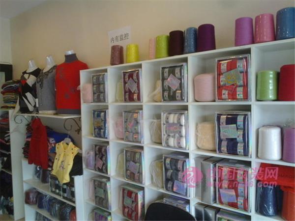 爱牧女装店铺展示