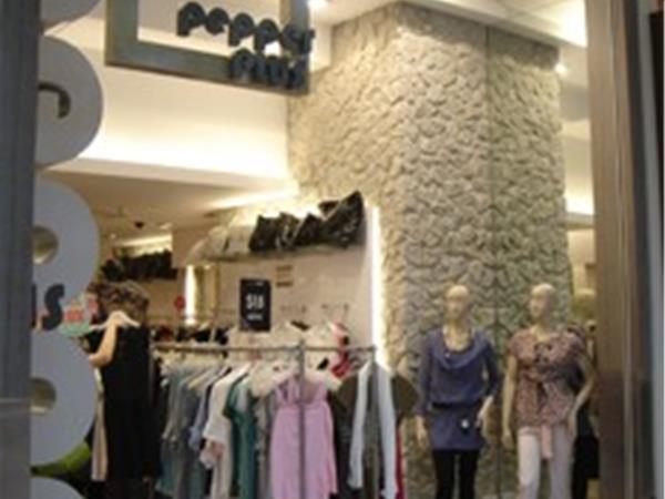 贝特尔芭斯女装店铺展示