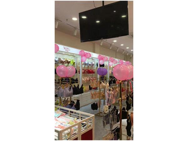 名之品创女装店铺展示