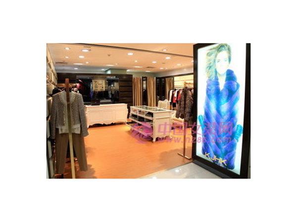 KJHK女装店铺展示