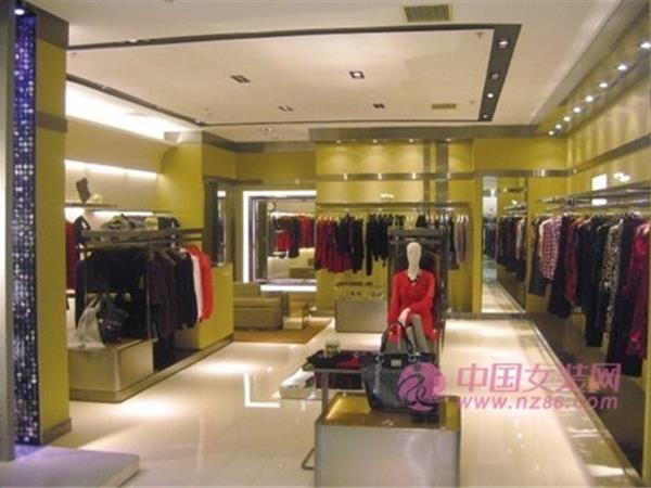 高诗女装店铺展示