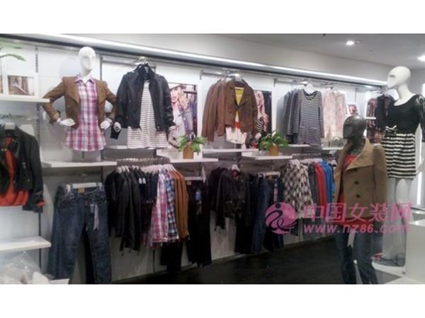 艾夫斯女装店铺展示