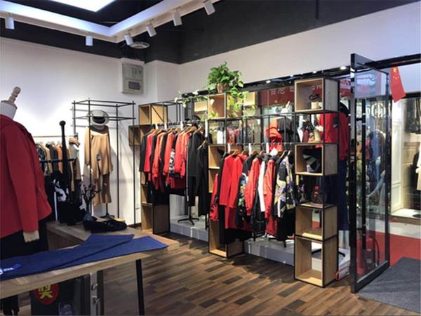 时风国际女装店铺展示