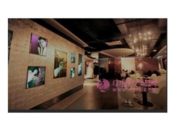 诗恩格女装店铺展示