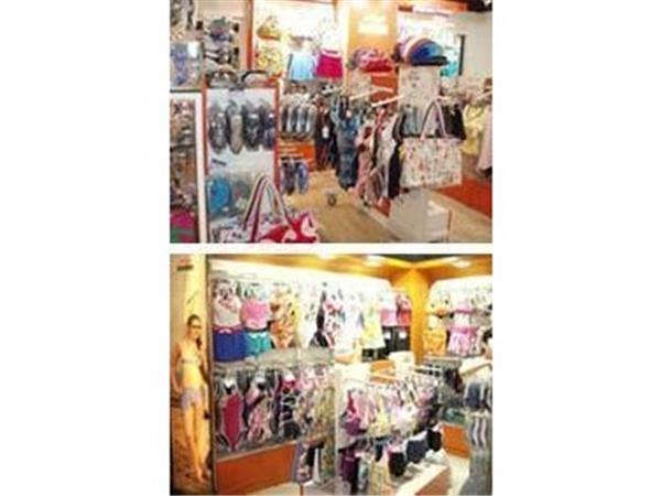 保日达女装店铺展示
