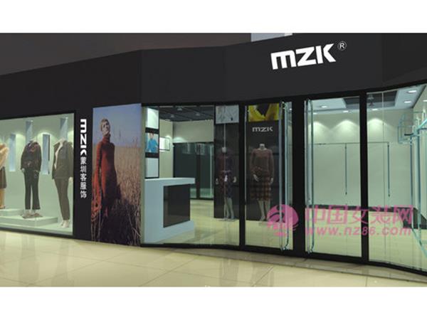 蒙圳客女装店铺展示