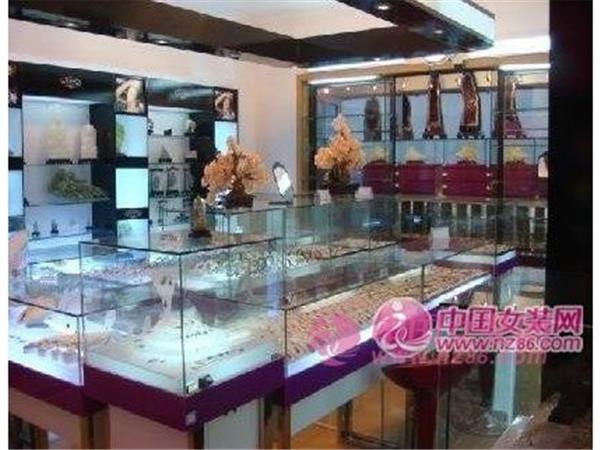 紫晶阁女装店铺展示