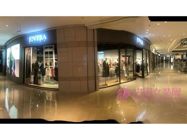 因取女装店铺展示 因取女装店铺展示