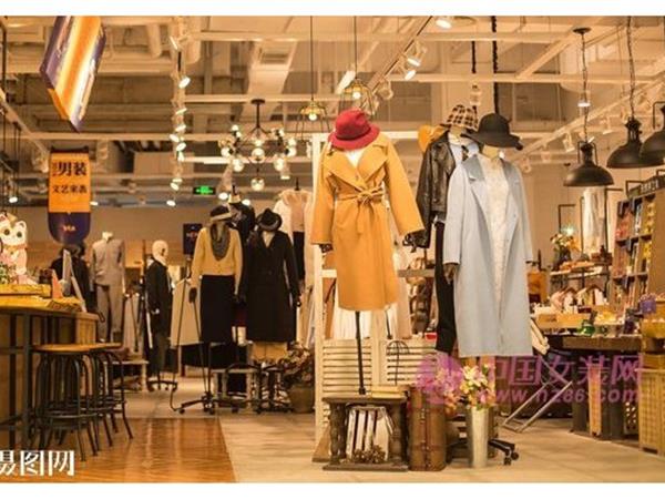 佳人索爱女装店铺展示