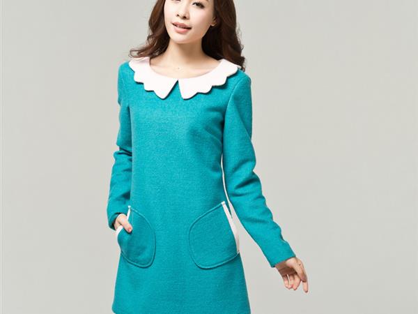 誉相服饰女装店铺展示