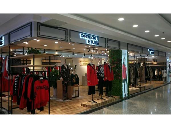 时风国际女装店铺展示