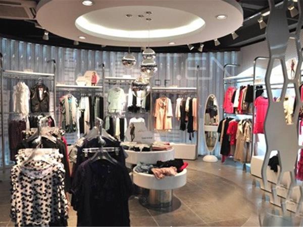 天恩女裝店鋪展示