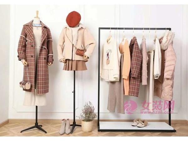 碧上女装店铺展示