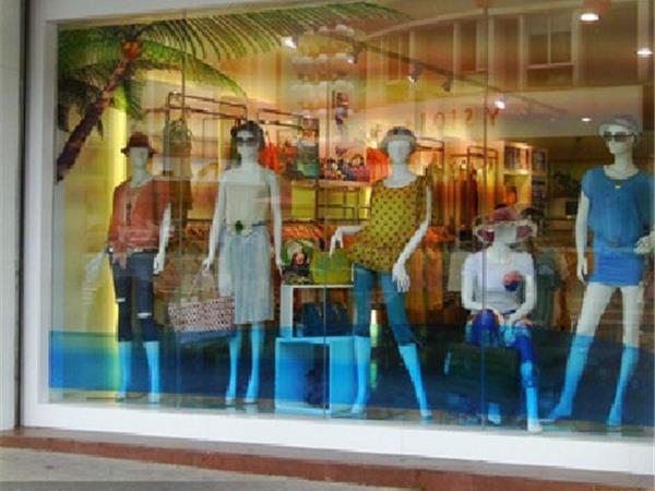 湘湘女孩女裝店鋪展示