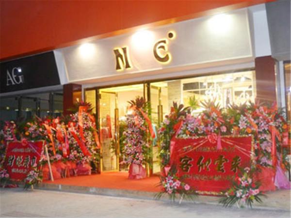 德麗芙女裝店鋪展示