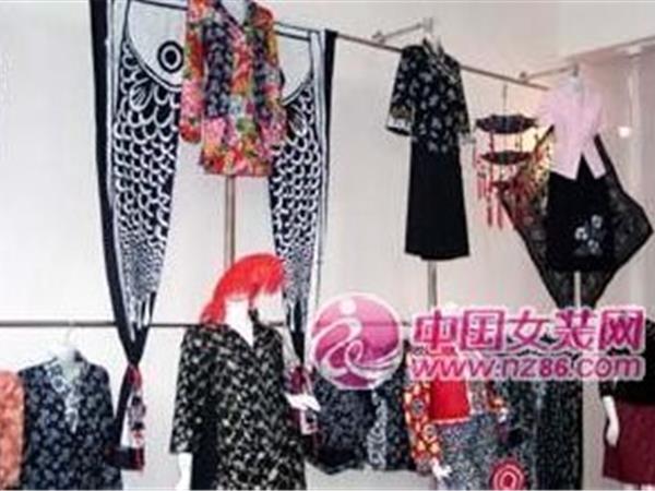 吴越人家女装店铺展示