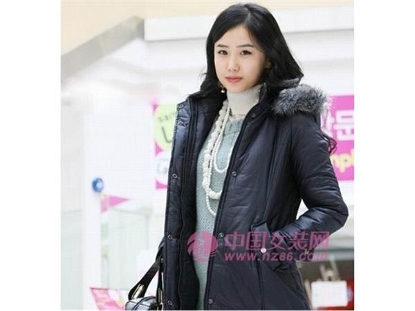 影尚女装店铺展示