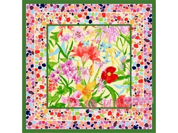 广鼎女装店铺展示