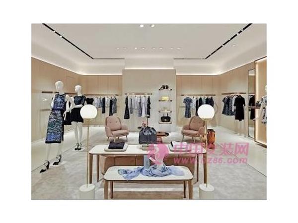 佳人索爱女装店铺展示