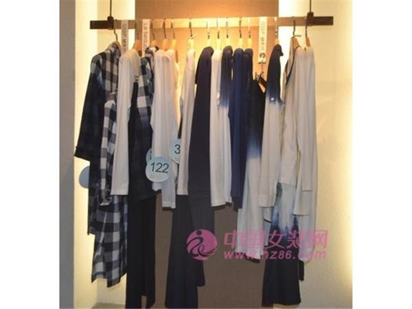 棉帛坊女装店铺展示