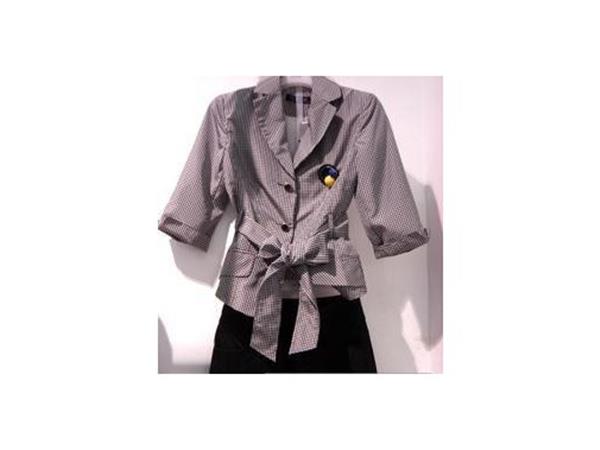 咔蔚女装店铺展示