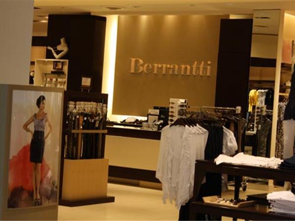 Berrantti女装店铺展示