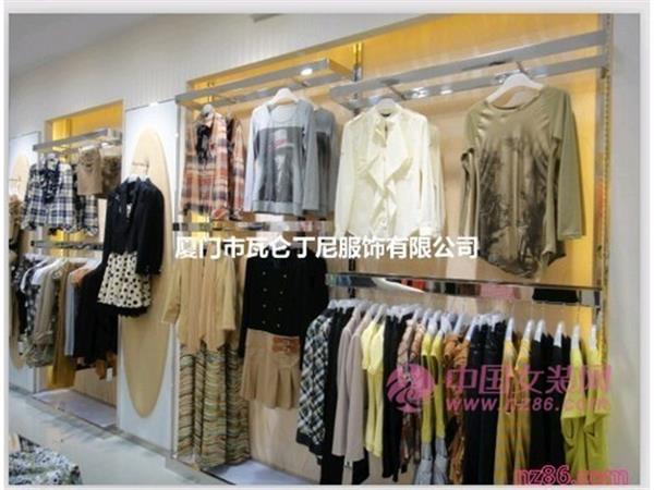 伊之雅女装店铺展示 伊之雅女装店铺展示