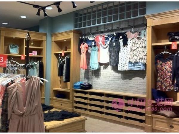 杰佳雯女装店铺展示