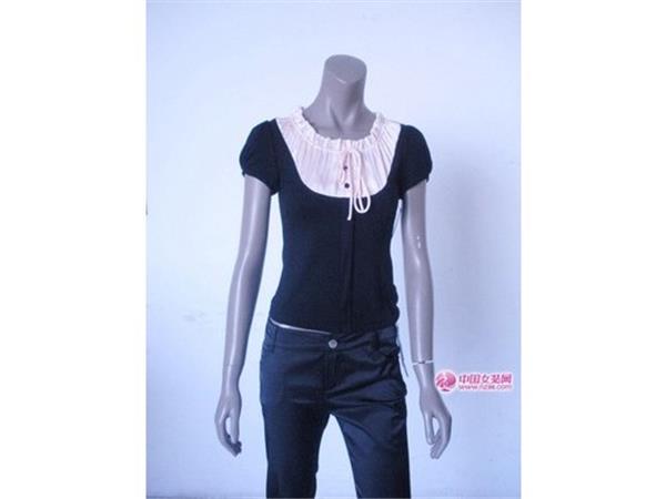 第五季女装店铺展示