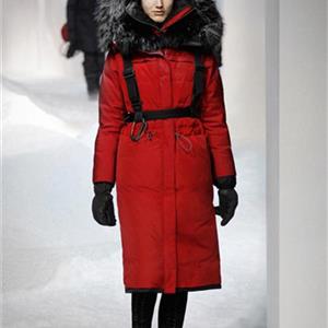 法国蒙克兰·甘·哈乌奇Moncler Gamme Rouge时尚女装诚邀加盟